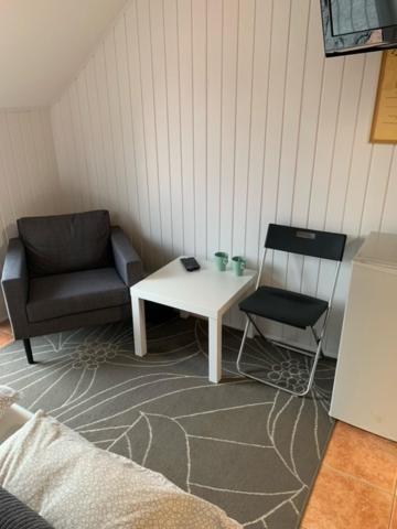 Autoscsarda Es Panzio Hotel Makó Eksteriør billede